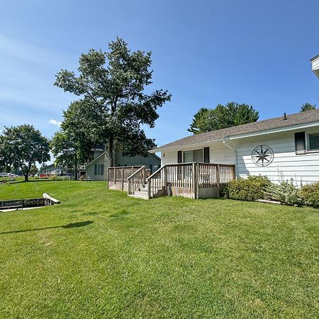 Burt Lake Lookout Villa Indian River Exterior foto