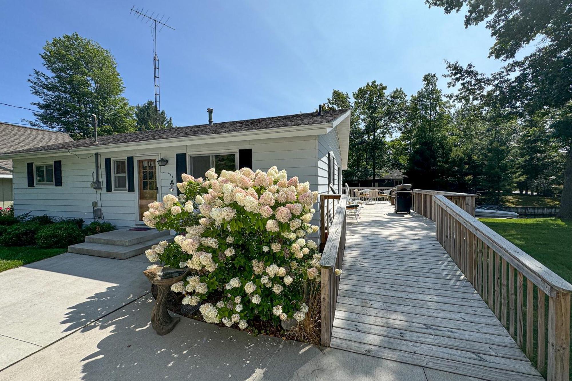 Burt Lake Lookout Villa Indian River Exterior foto